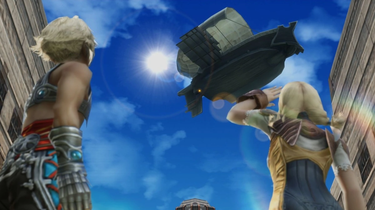 Vaan y sus compañeros frente a una ciudad de Ivalice en Final Fantasy XII