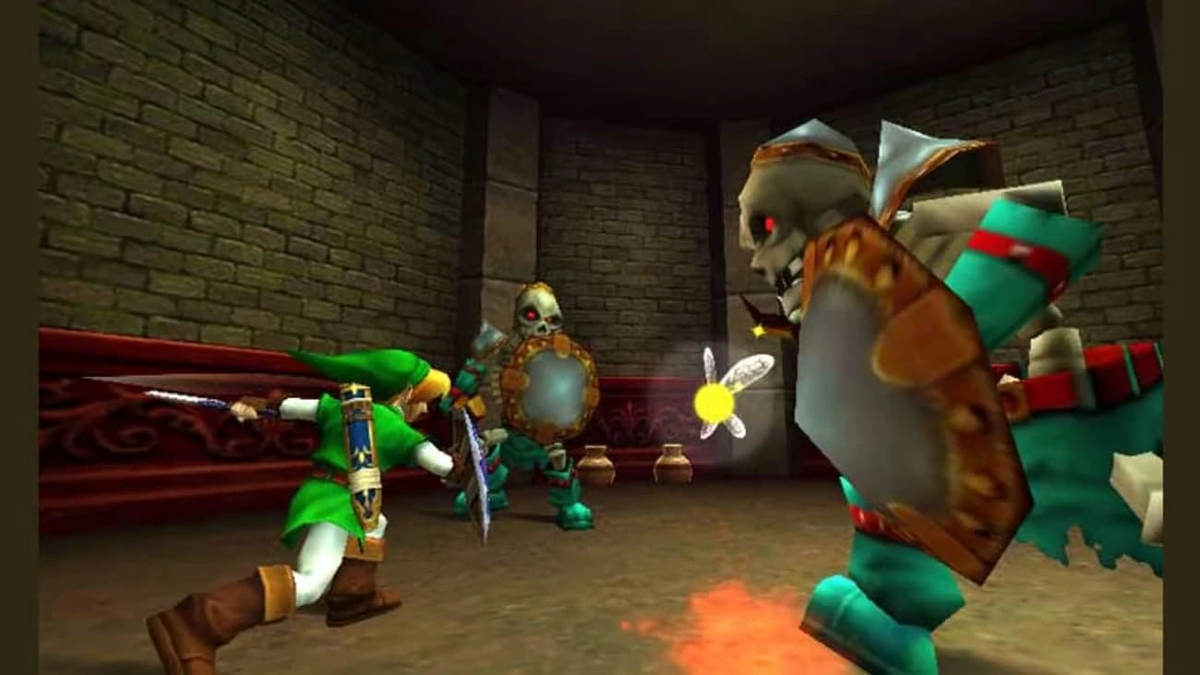 Link combatiendo a dos Stalfos en una mazmorra de piedra, con Navi en el centro